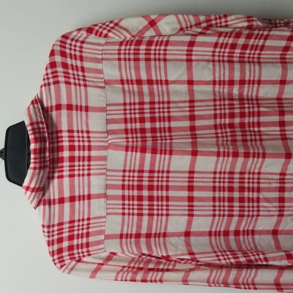 Velvet Heart , lg., ladies button front blouse red / white - Picture 10 of 10